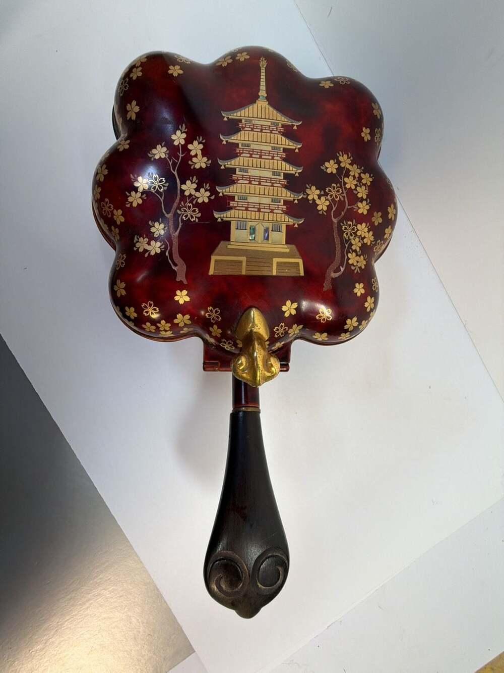 Vintage Marumi Made‎ in Occupied Japan Lacquerware Metal Base Hand Mirror